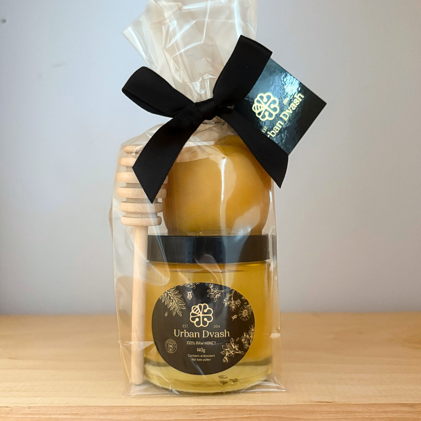 100% Beeswax Apple Candle Gift Package