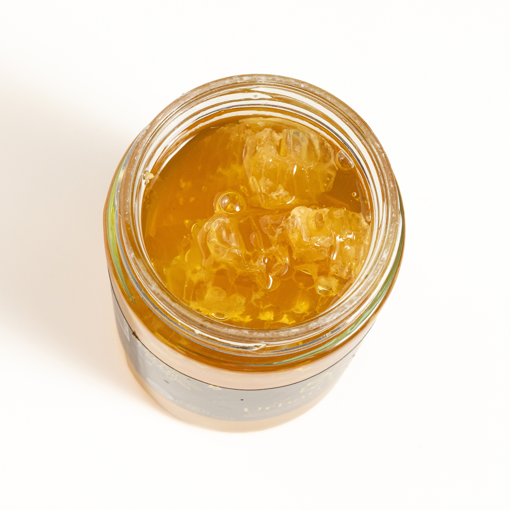 Raw Honey with Honeycomb Chunks – 500 g